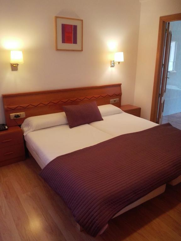 Hotel Porta D'Alella Cameră foto